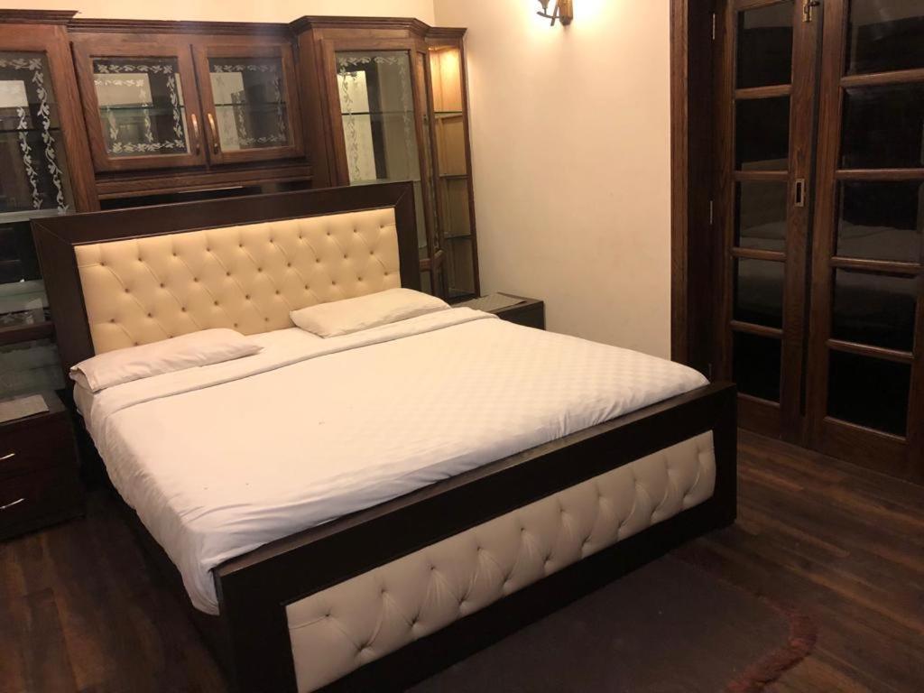 Reina Boutique Hotel - G9 اسلام اباد المظهر الخارجي الصورة